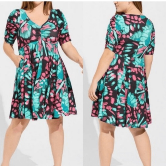 torrid Dresses & Skirts - Torrid Cinch Front Butterfly Print Dress